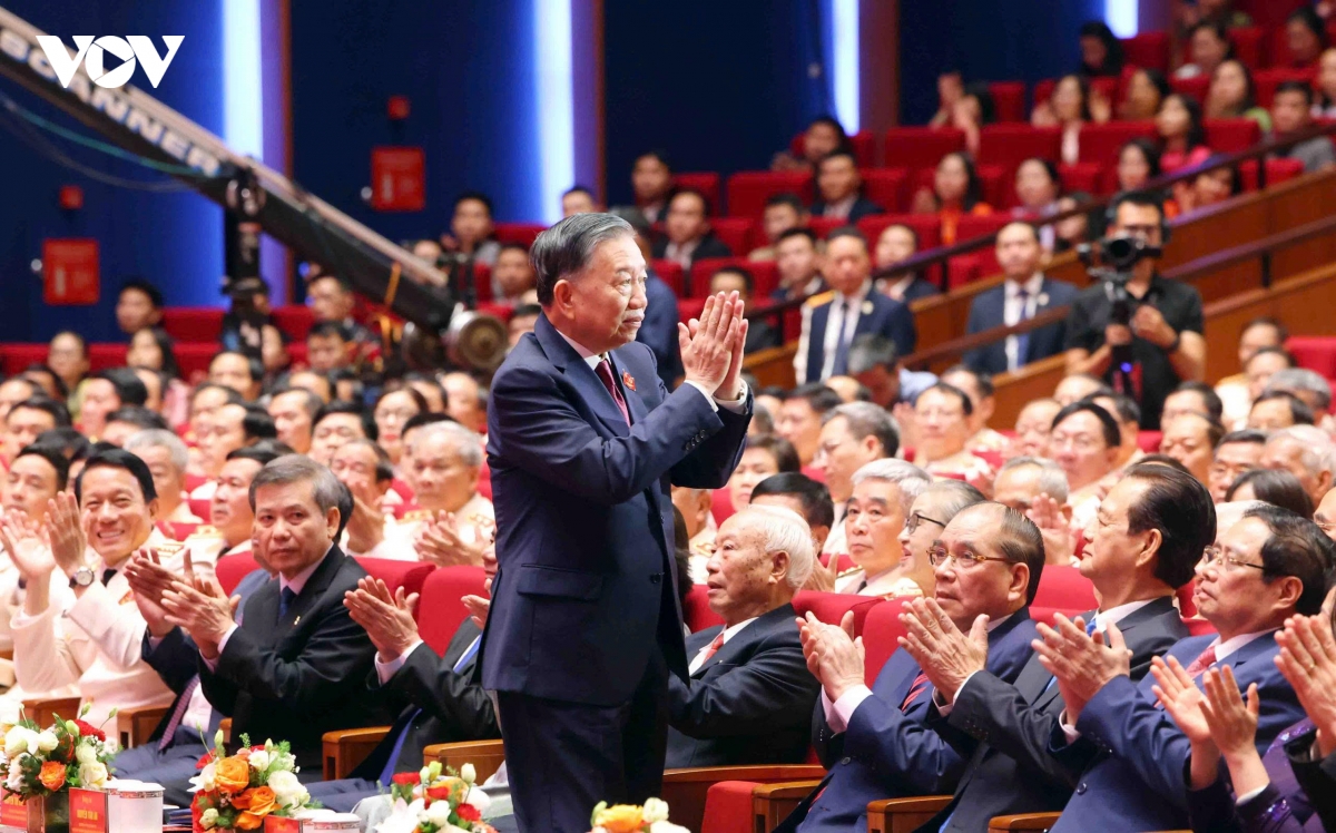 tong-bi-thu-3.jpg