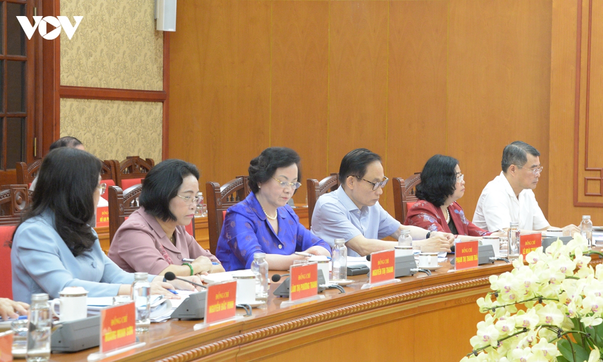 tong-bi-thu-chu-tich-nuoc-to-lam-chu-tri-hop-ban-chi-dao-phat-trien-van-hoa-3.jpg
