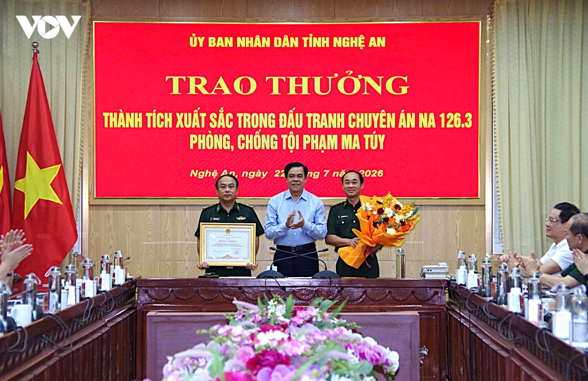 trao-thuong-1.jpg