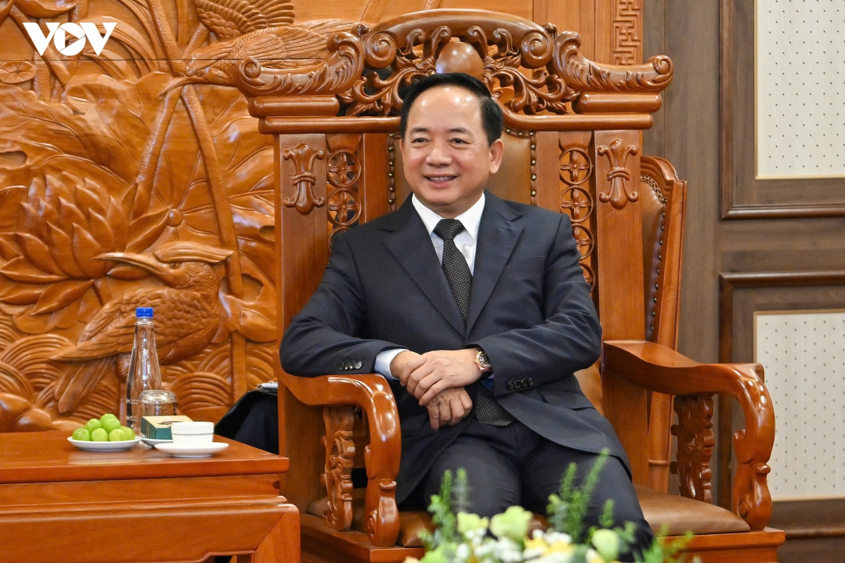 trinh-van-quyet.jpg