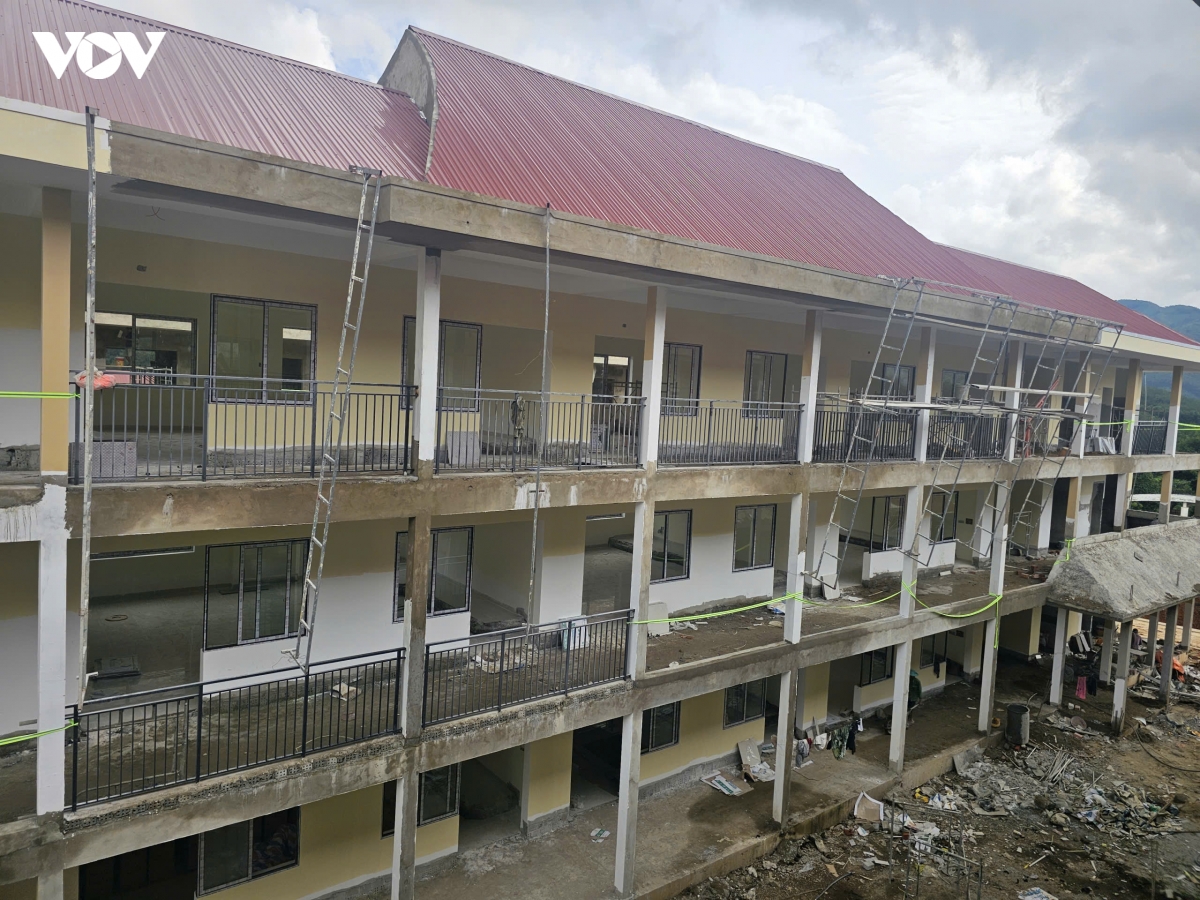 truong-bien-gioi-02.jpg