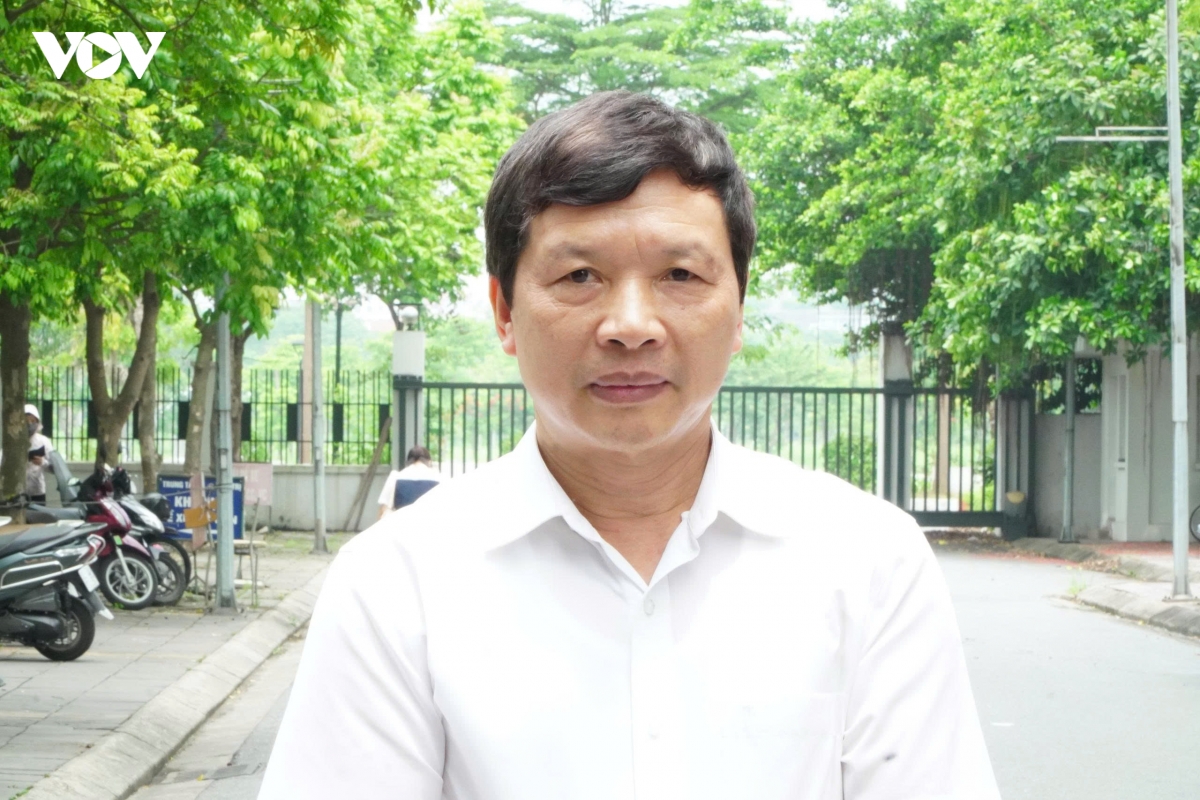 ts-luong-ngoc-vinh-truong-khoa-tuyun-truyun-hoc-viun-bao-chi-va-tuyen-truyen5.jpg