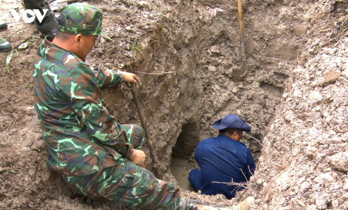 1-luc-luong-lam-tim-kiem-tich-cuc-tim-kiem-trong-dieu-kien-thoi-tiet-kho-khan.jpg
