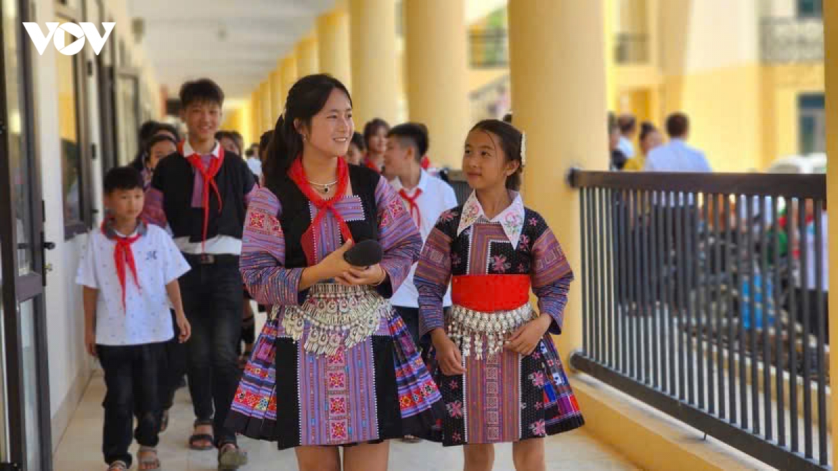 13-hoc-sinh.jpg