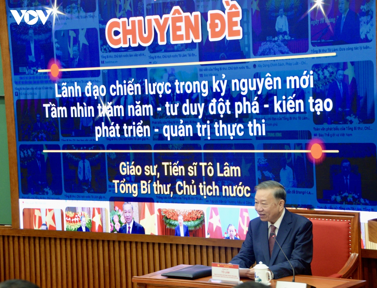 17-08_tong-bi-thu-chu-tich-nuoc-to-lam-da-truc-tiep-truyen-dat-chuyen-de-dau-tien-1.jpg