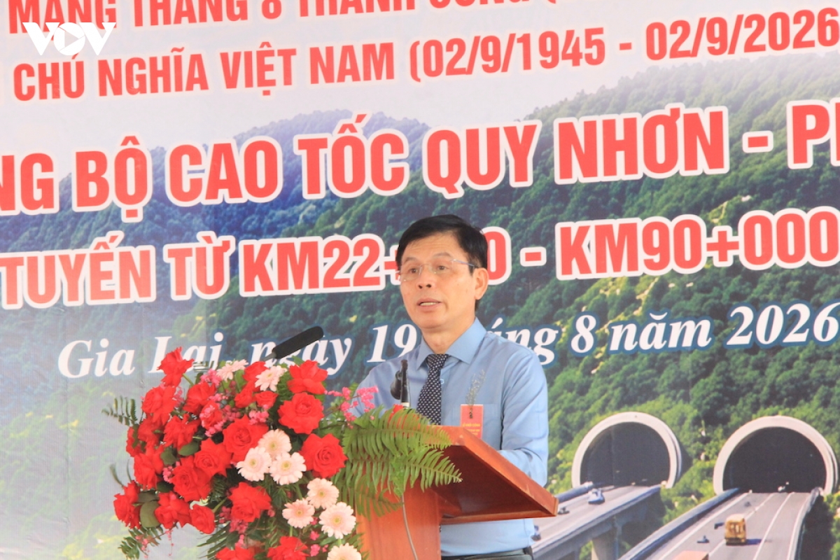 19-8-khoi-cong-du-an-thanh-phan-2-cao-toc-anh-2.jpg