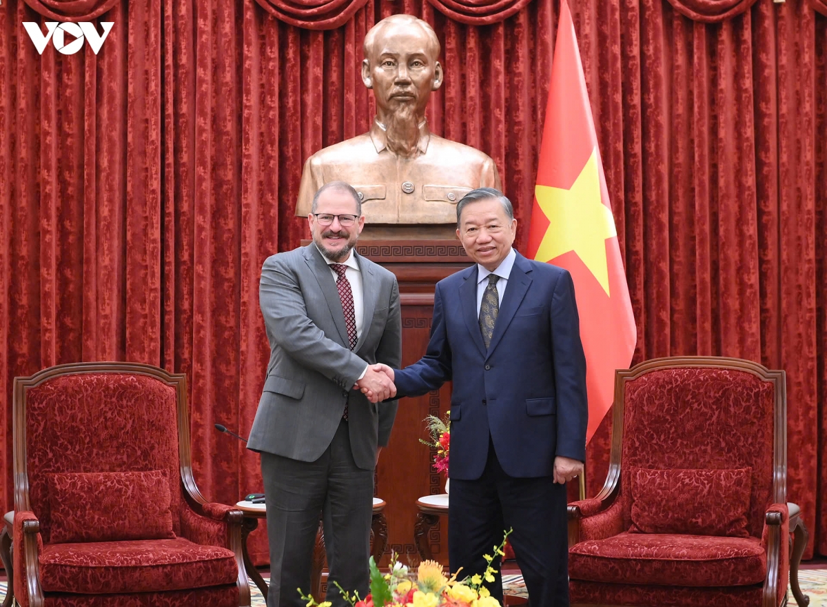 27-08_tong-bi-thu-chu-tich-nuoc-to-lam-tiep-chu-tich-kiem-tong-giam-doc-dieu-hanh-tap-doan-qualcomm.jpg