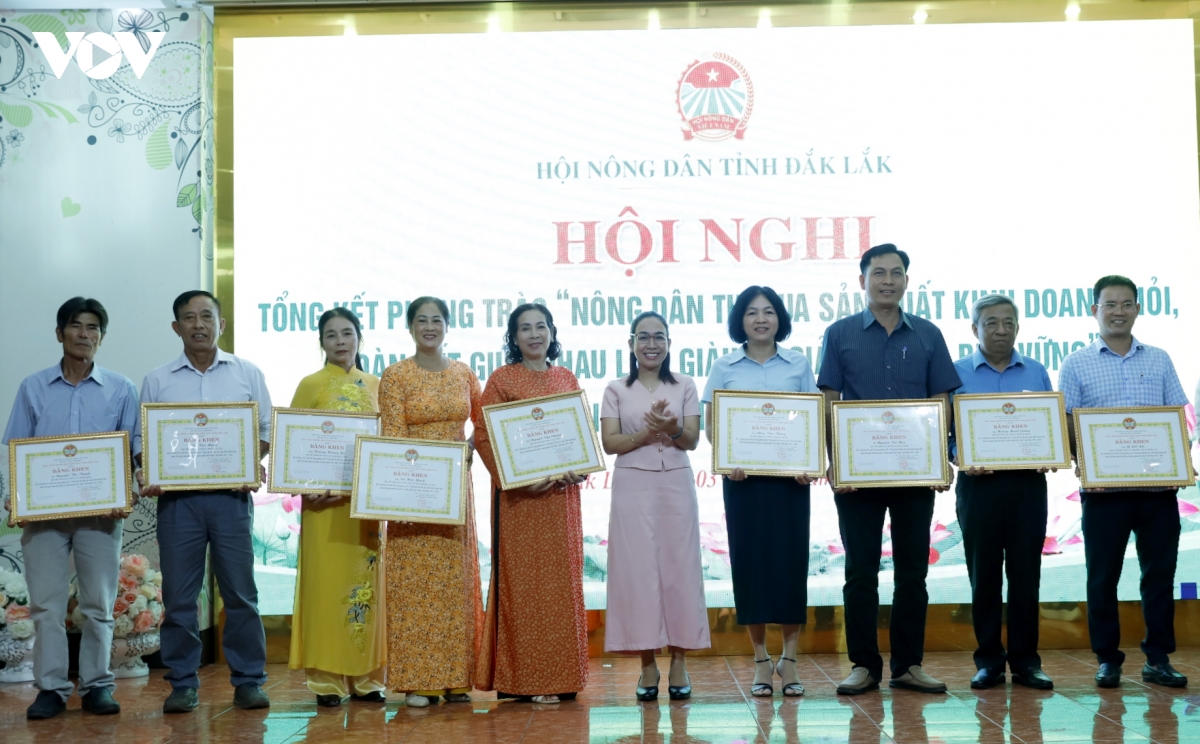 3-8-nong-dan-1.jpg