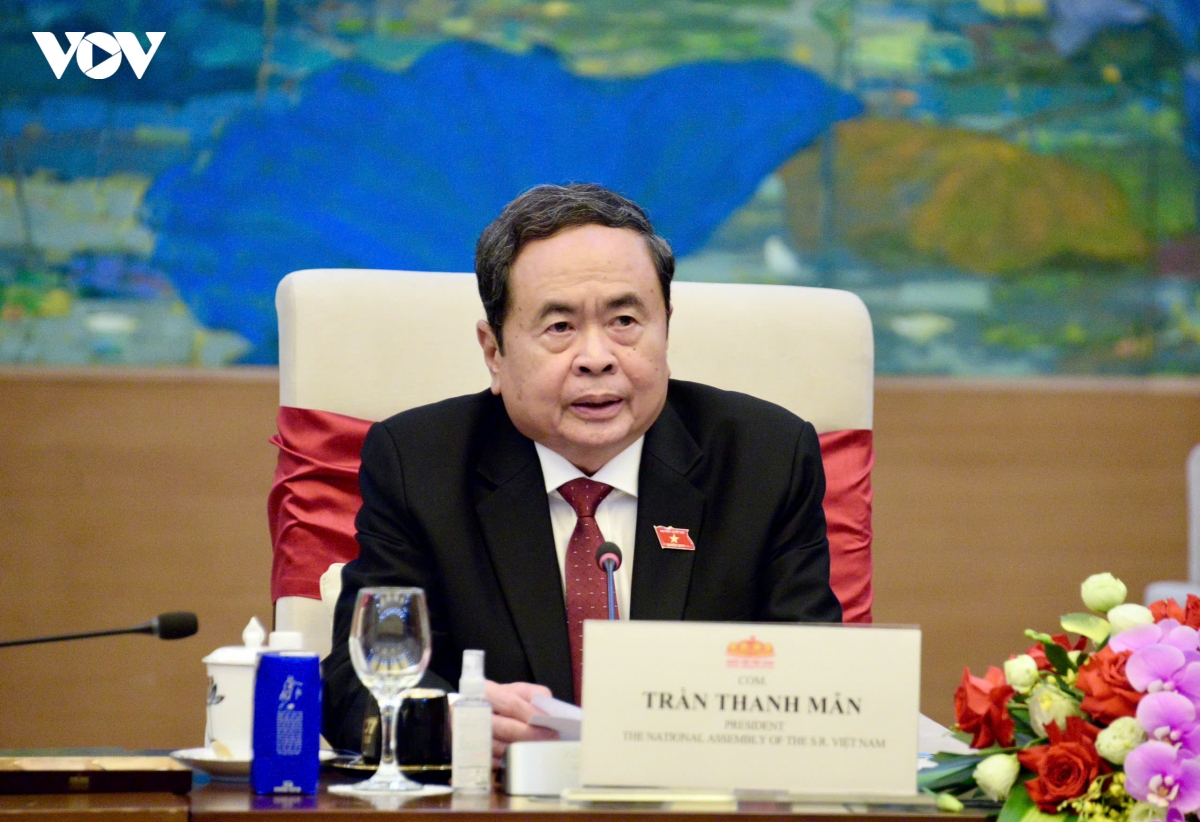 5-ctqh-tran-thanh-man-tiep-doan-mexico-8.jpg
