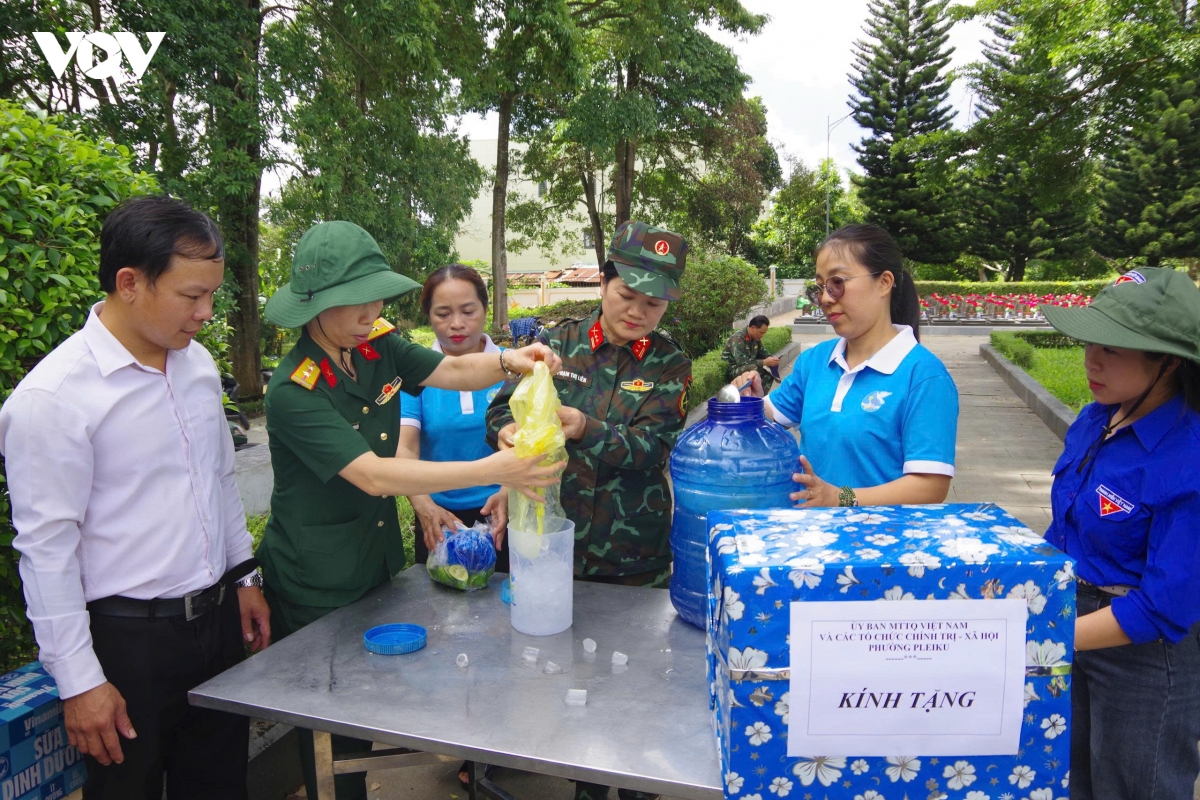 500-ngay-dem-02.jpg