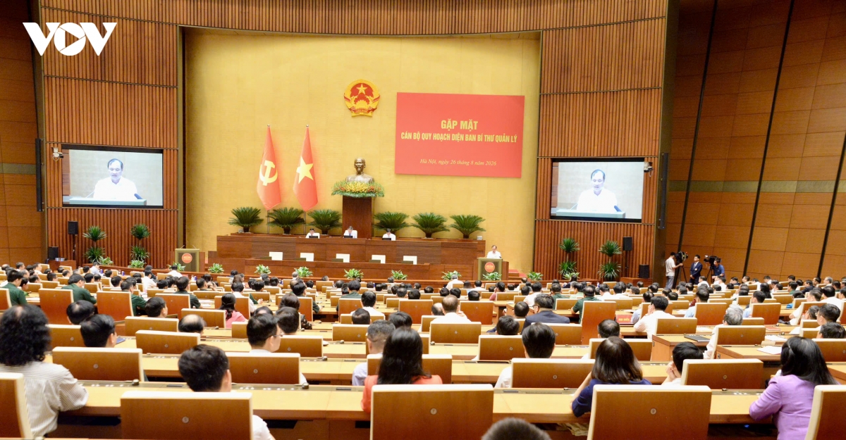 6-tbt-to-lam-can-bo-ban-bi-thu-quan-ly-11.jpg