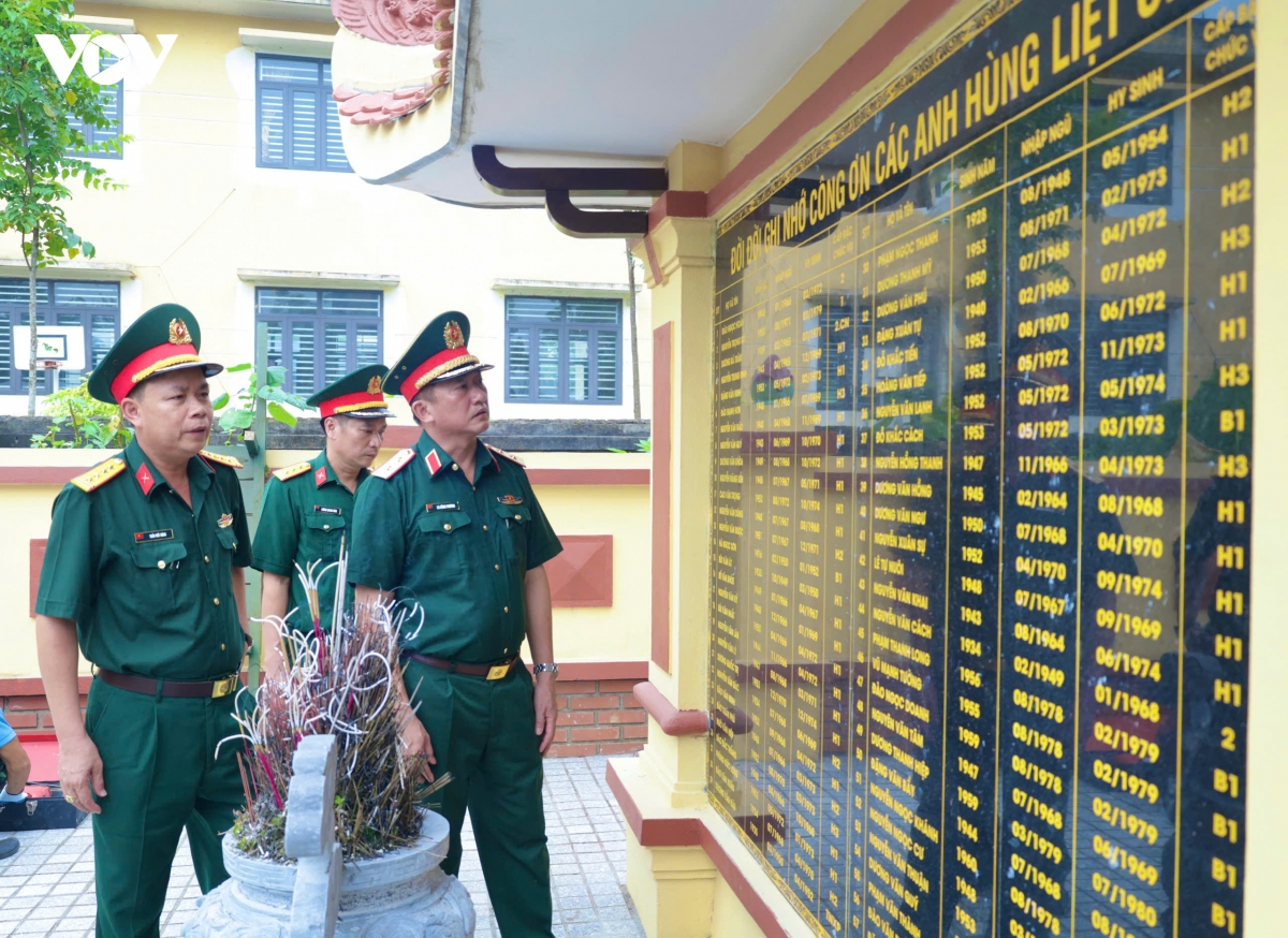 6_9_500-ngay-dem-my-yen-dai-tu-thai-nguyen-8.jpg