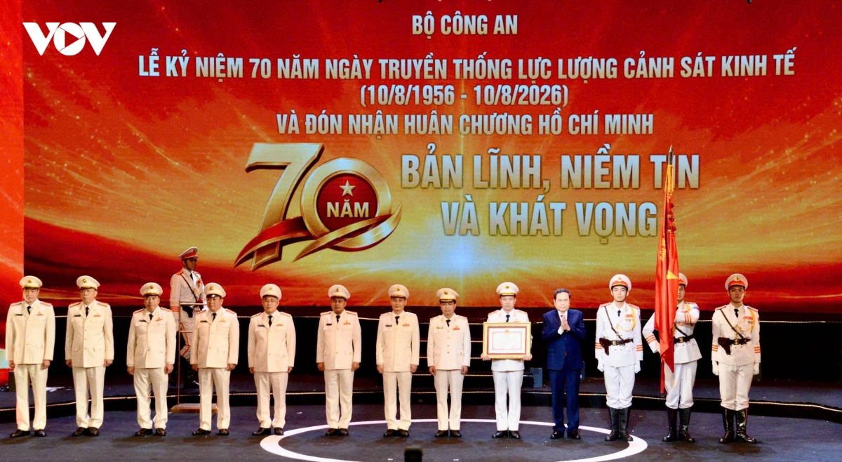 70-nam-ngay-truyen-thong-canh-sat-kinh-te-1.jpg