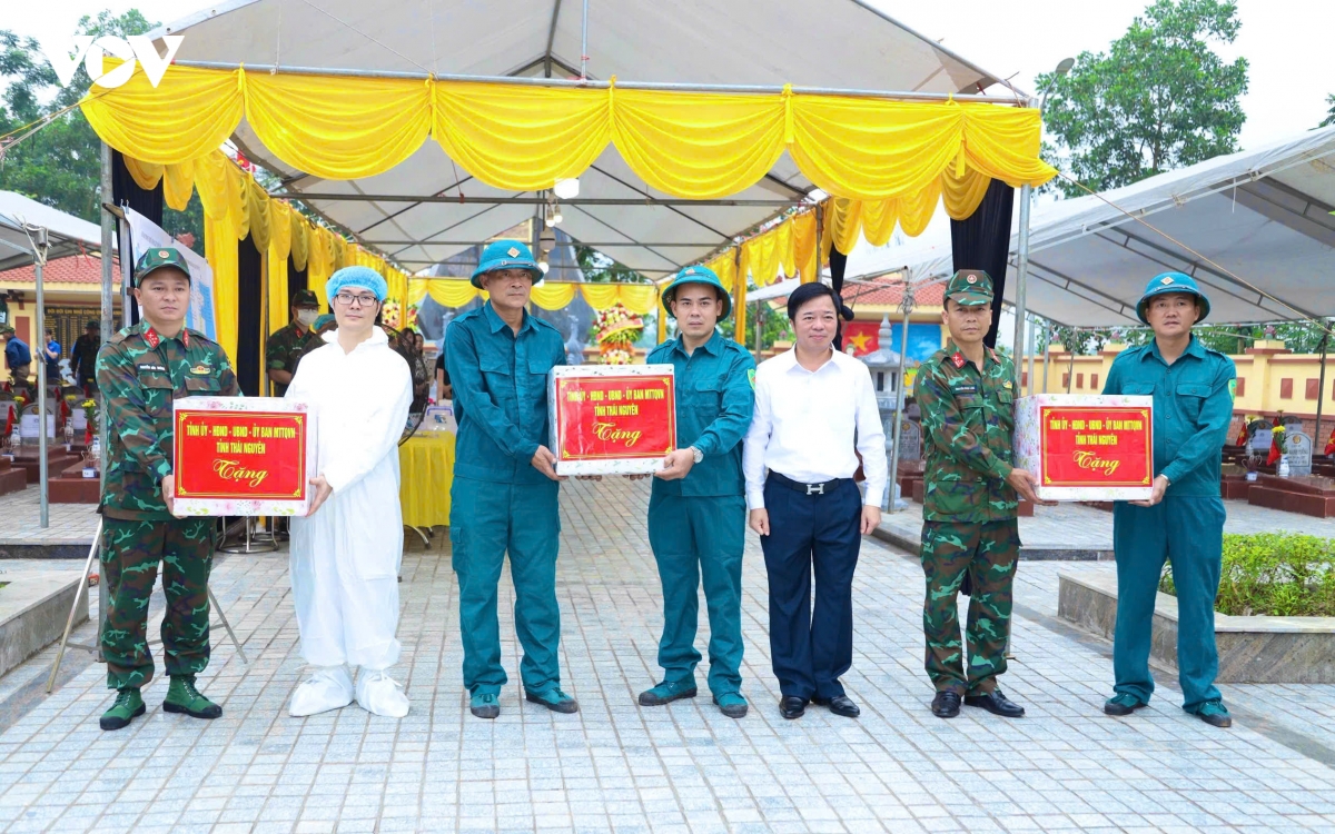8_500-ngay-dem-my-yen-dai-tu-thai-nguyen-5.jpg