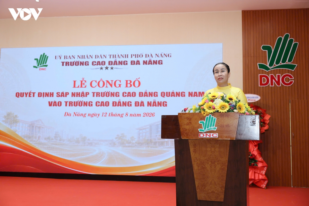 ba-nguyen-thi-anh-thi-pho-chu-tich-ubndthanh-pho-da-nang-phat-bieu-giao-nhiem-vu.jpg