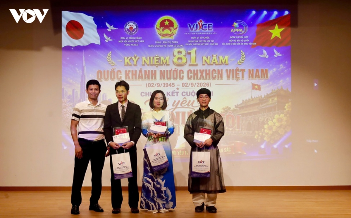 Các thí sinh đoạt giải tài năng. Ảnh: VOV Tokyo
