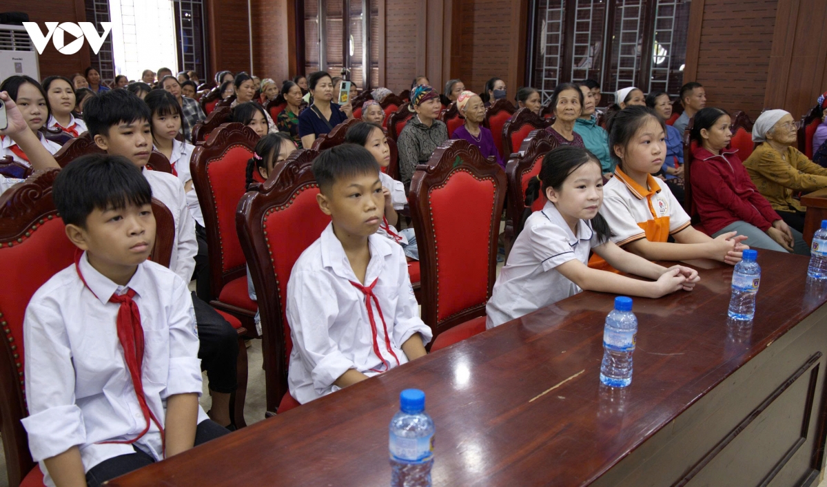 canh-sat-bien-.jpg