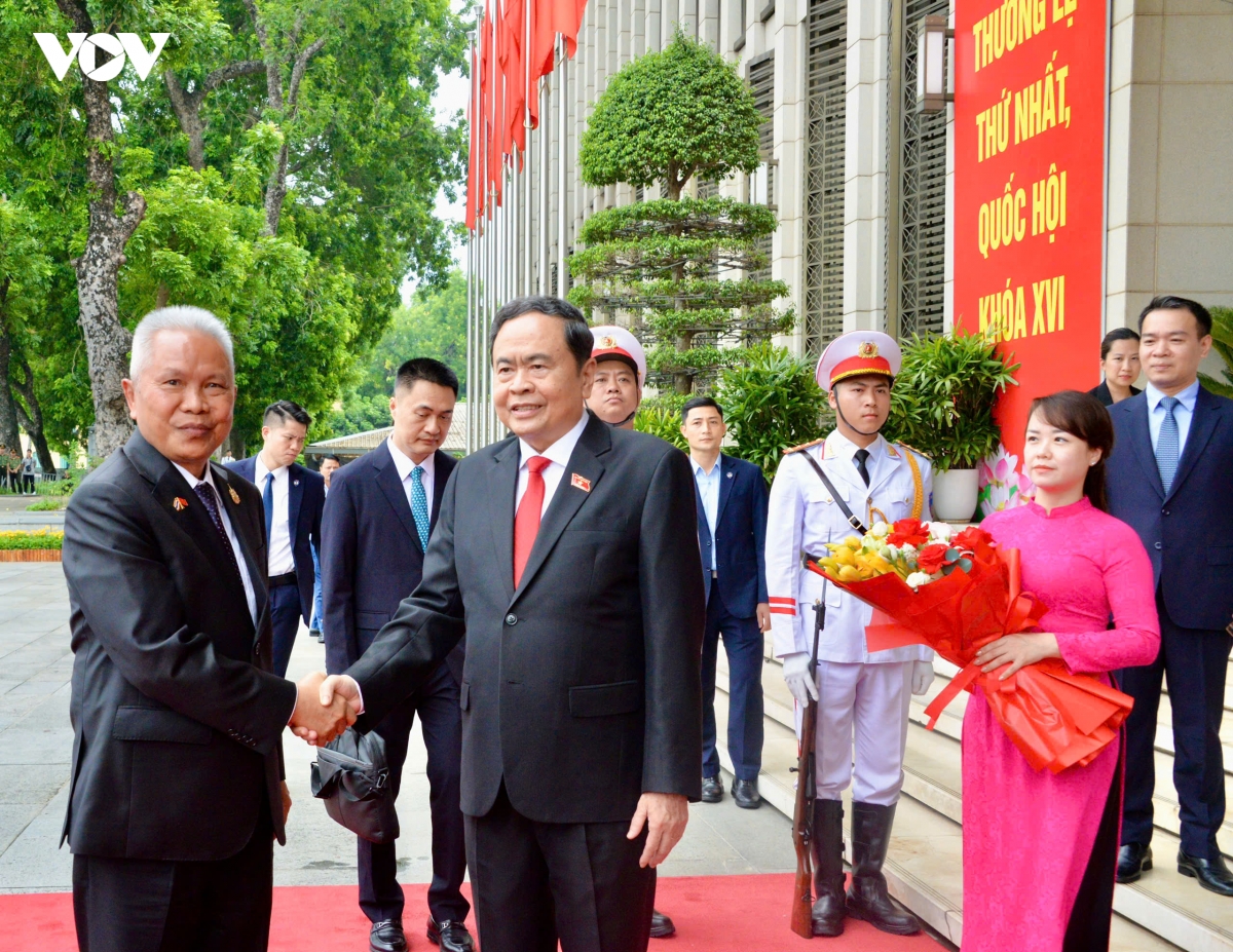 chu-tich-quoc-hoi-tran-thanh-man-don-chu-tich-ha-vien-thai-lan-1.jpg