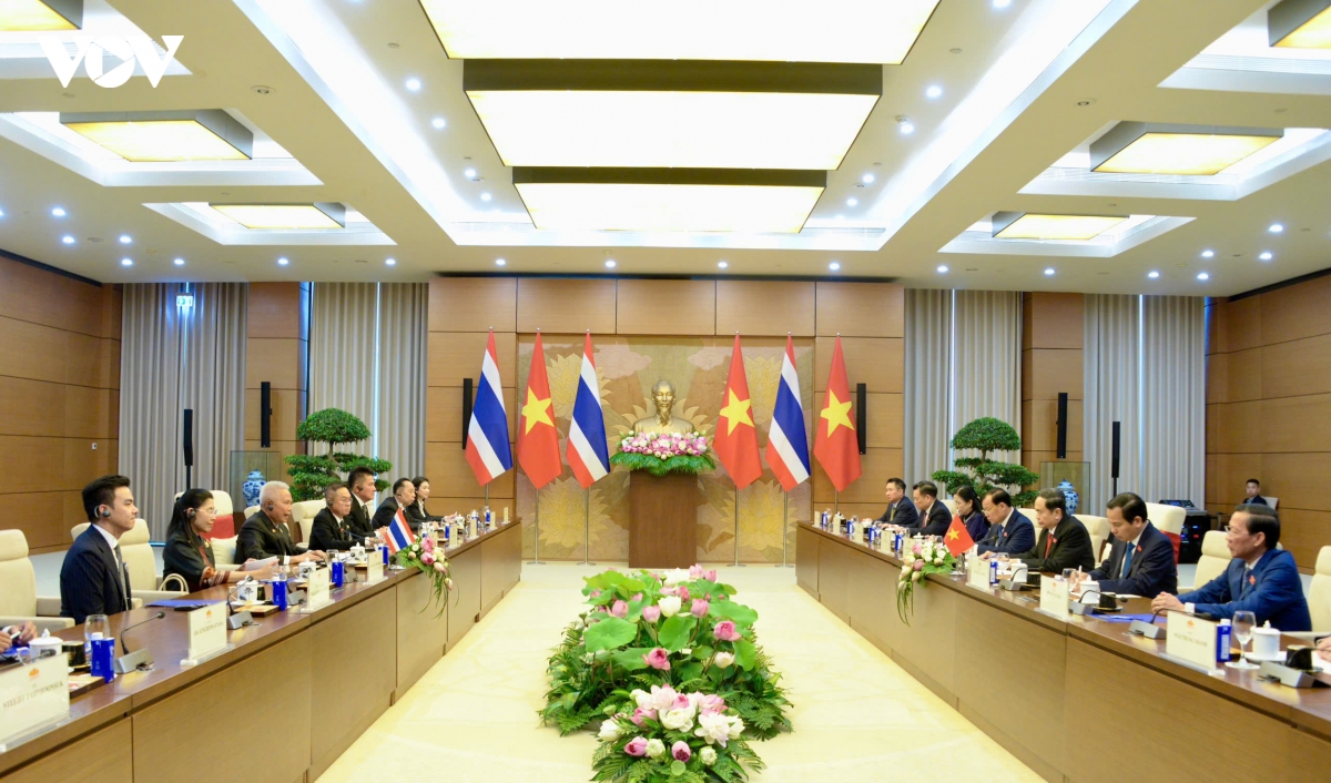 chu-tich-quoc-hoi-tran-thanh-man-don-chu-tich-ha-vien-thai-lan-13.jpg
