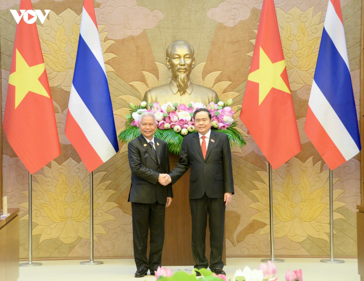 chu-tich-quoc-hoi-tran-thanh-man-don-chu-tich-ha-vien-thai-lan-7.jpg