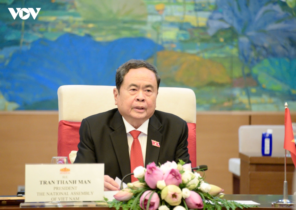 chu-tich-quoc-hoi-tran-thanh-man-don-chu-tich-ha-vien-thai-lan-8.jpg