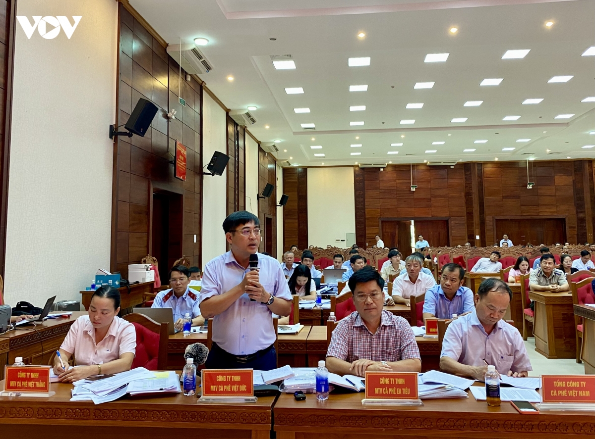 dai-dien-cong-ty-ca-phe-viet-duc.jpeg