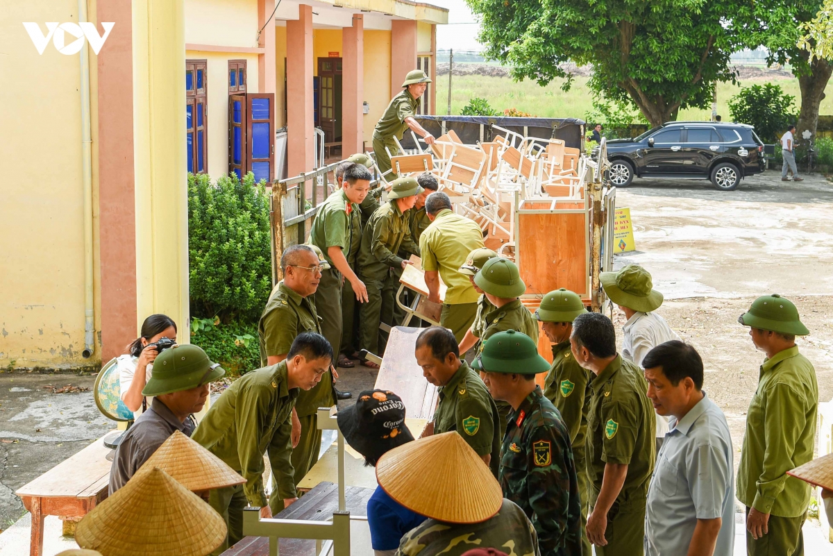 di-doi-truong-hoc-phu-hoa-a-3.jpg