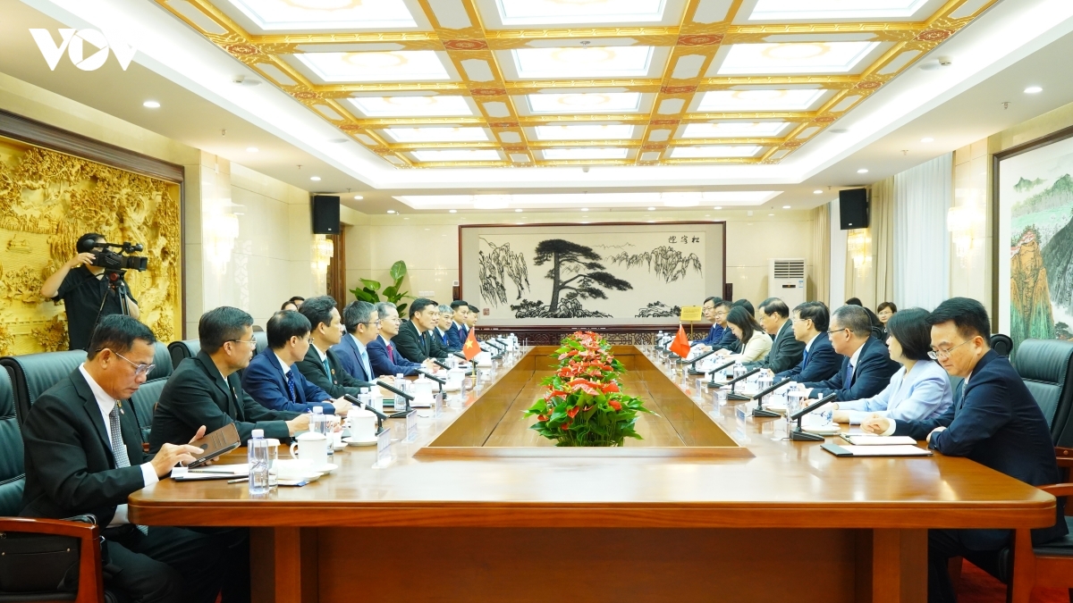 doan-dai-bieu-tandtc-viet-nam-lam-viec-voi-vien-kiem-sat-nhan-dan-toi-cao-trung-quoc.jpg