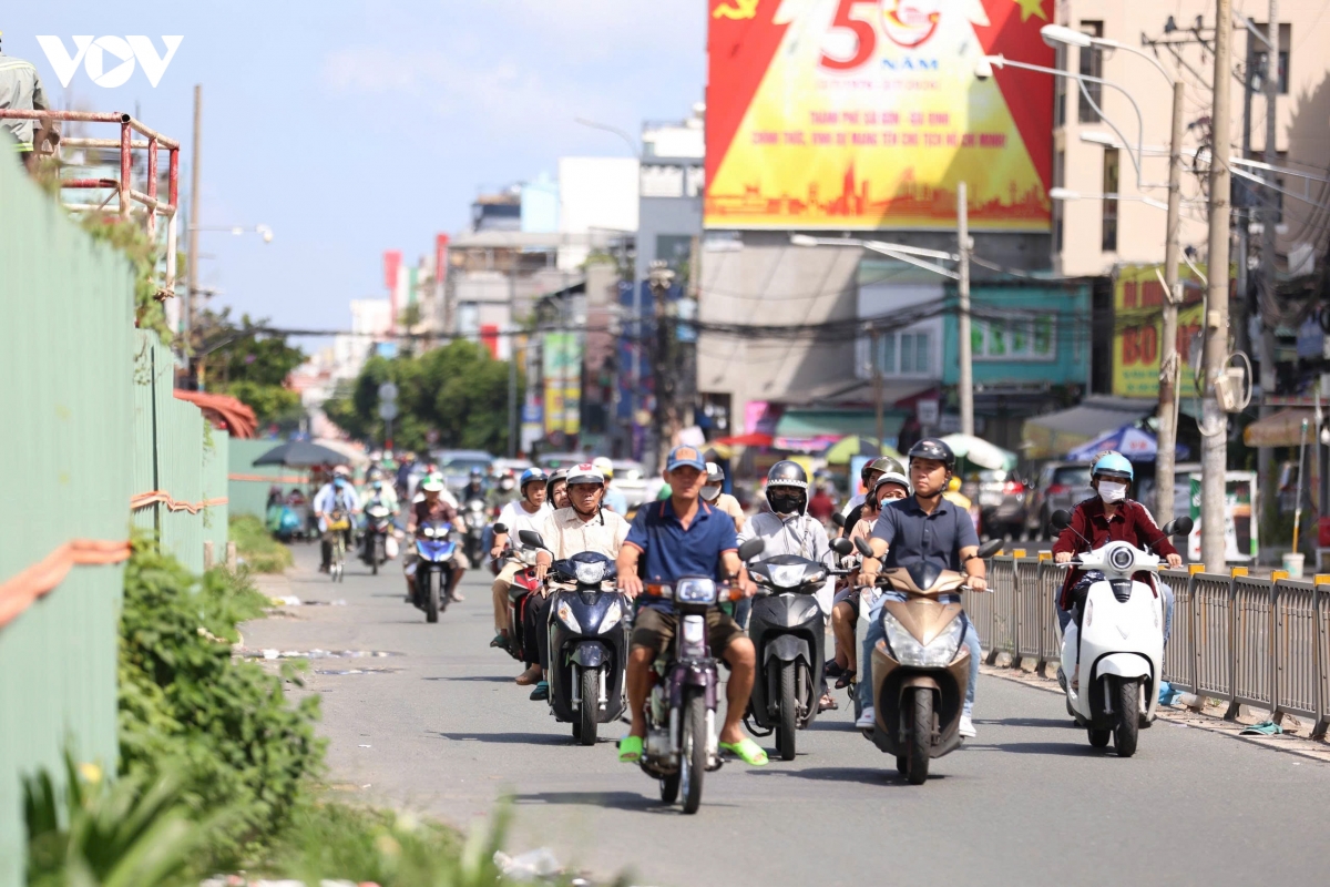 duong-cmt8.jpeg