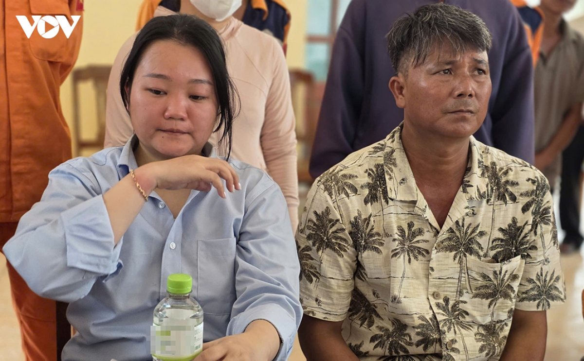em-truong-thi-phuong-da-on-dinh-suc-khoe-sau-khi-duoc-bo-do-cham-soc-bo-ruot-ra-don-em-ve.jpg
