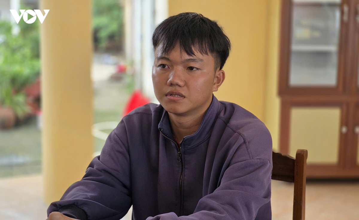 em-truong-van-dong-ke-ve-giay-phut-sinh-tu-cua-may-cau-chau.jpg