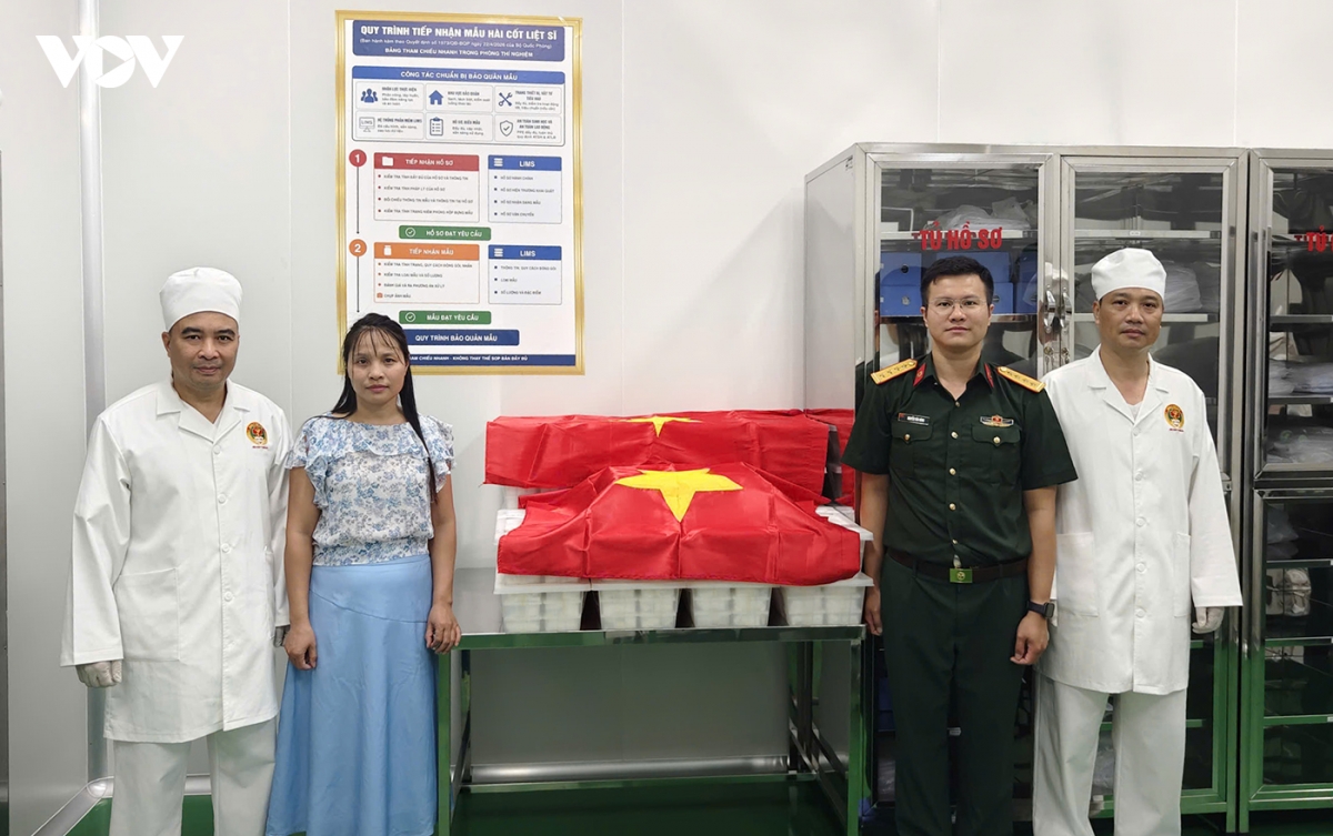 hai-cot-liet-si.jpg