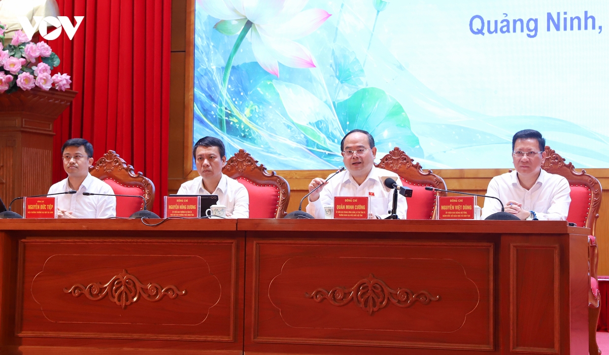 hoc-sinh-sinh-vien-quang-ninh-doi-thoai_3.jpg