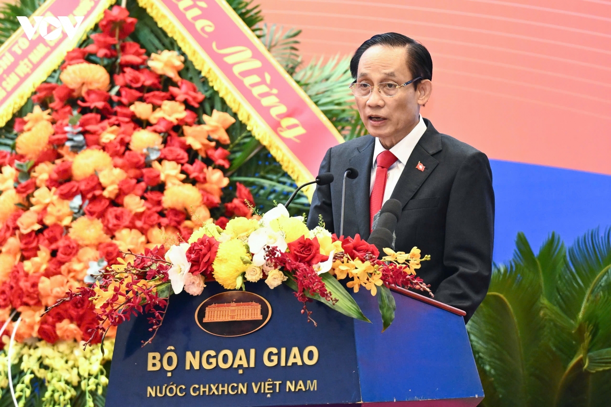 hoi-nghi-ngoai-giao-vov-3.jpg