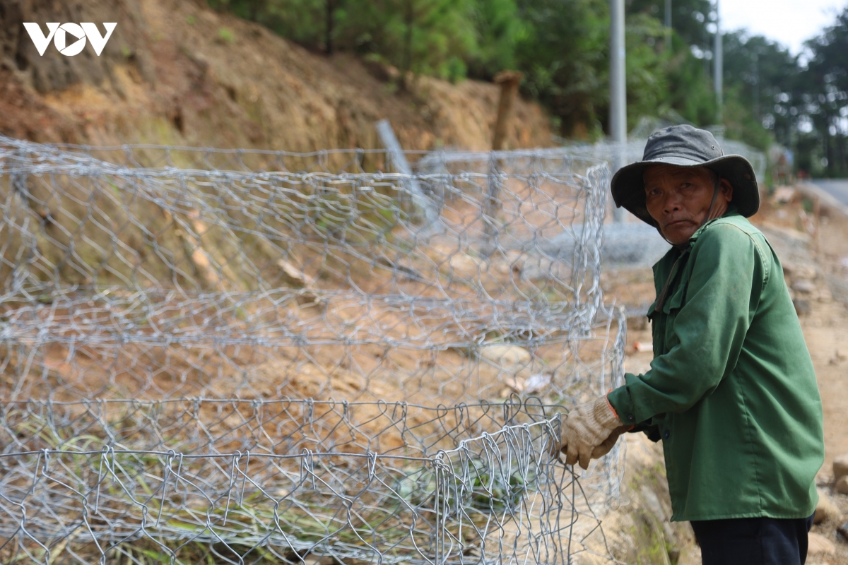 khac-phuc-10.jpg