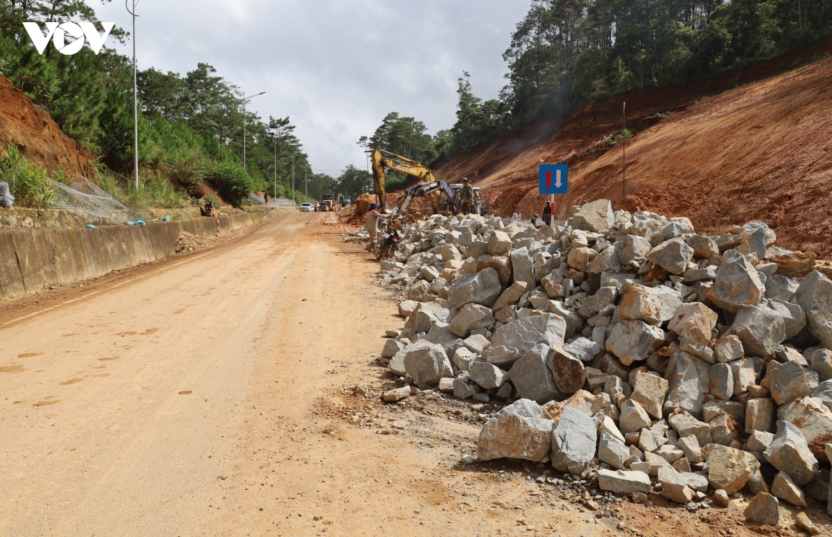 khac-phuc-3.jpg