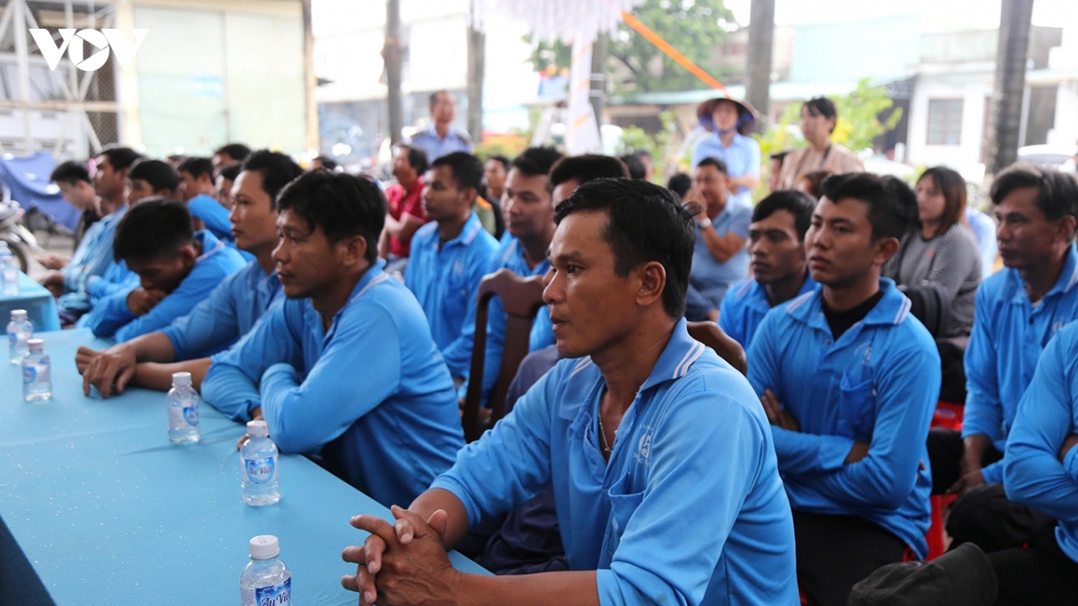 khai-thac-iuu1.jpg
