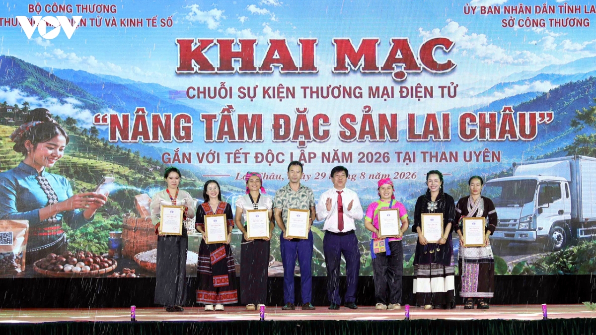 khaimac.jpg