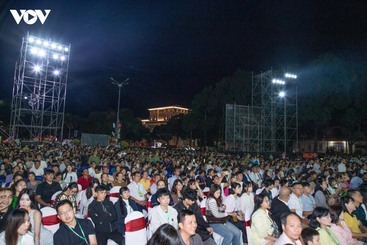 khan-gia-dong-.jpg