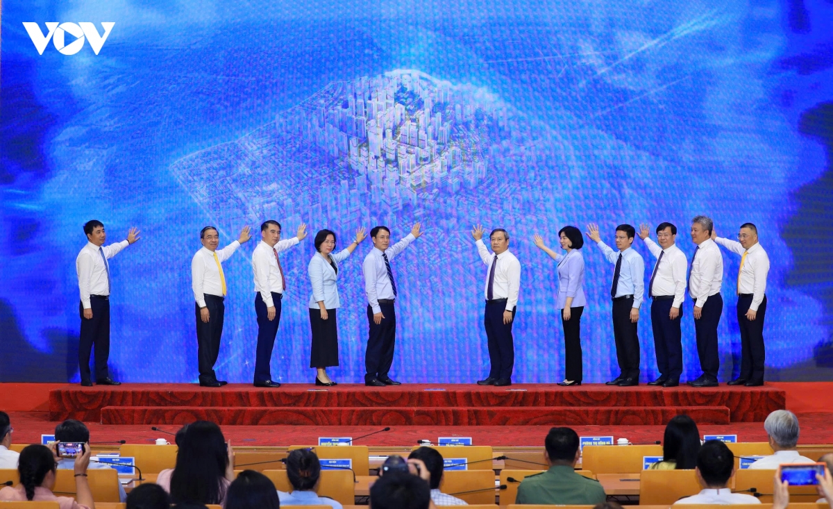 khanh-thanh-1.jpg