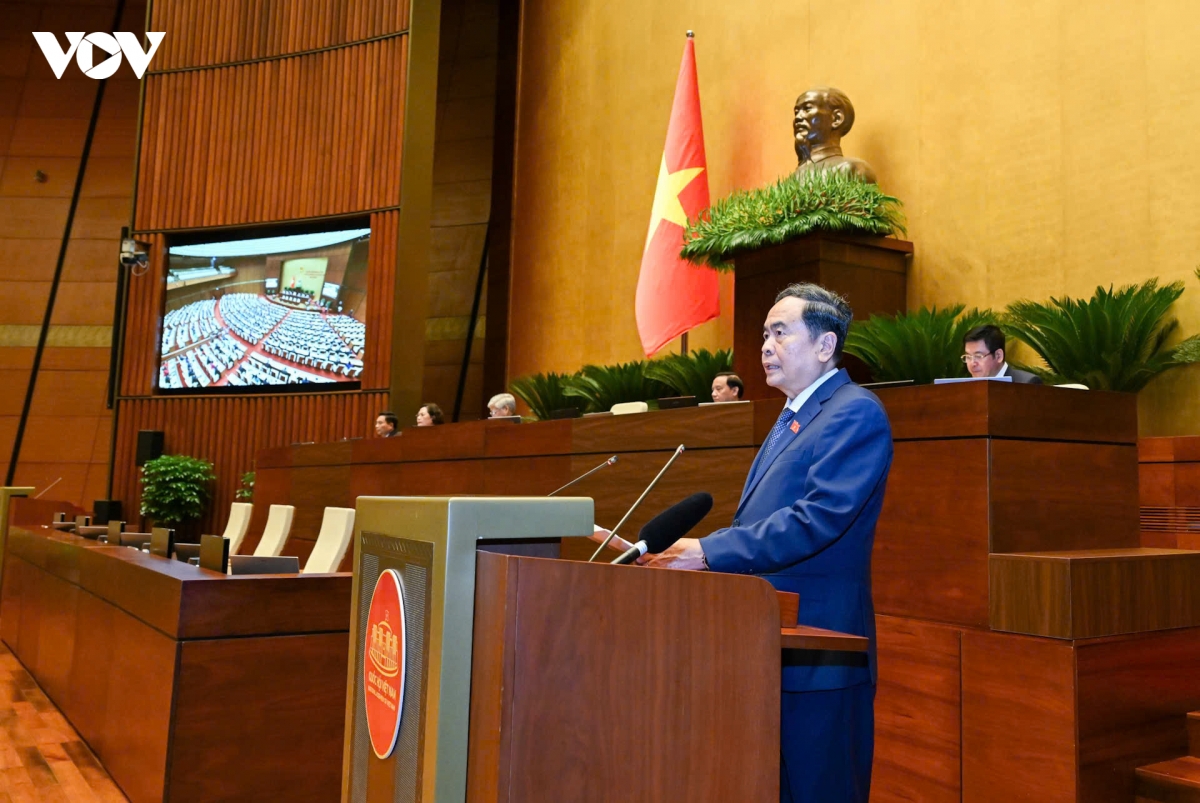 ky-hop-khong-thuong-le-.jpg