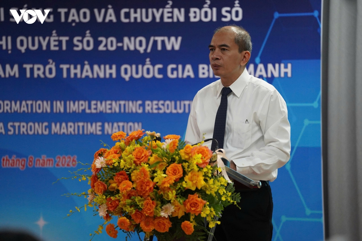 Ông Trần Tuấn Anh - Phó Chủ tịch Viện Hàn lâm KH-CN Việt Nam phát biểu tại hội thảo.