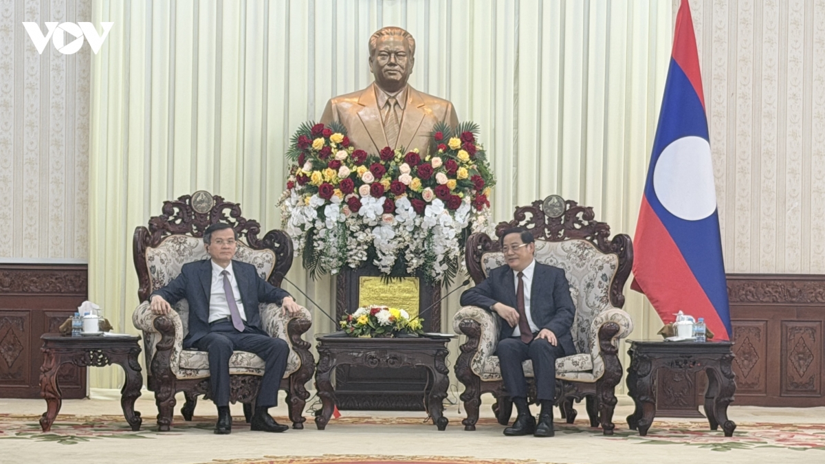 lao-.jpg