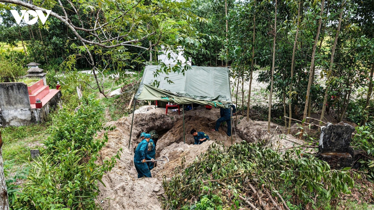 liet-si-02.jpg