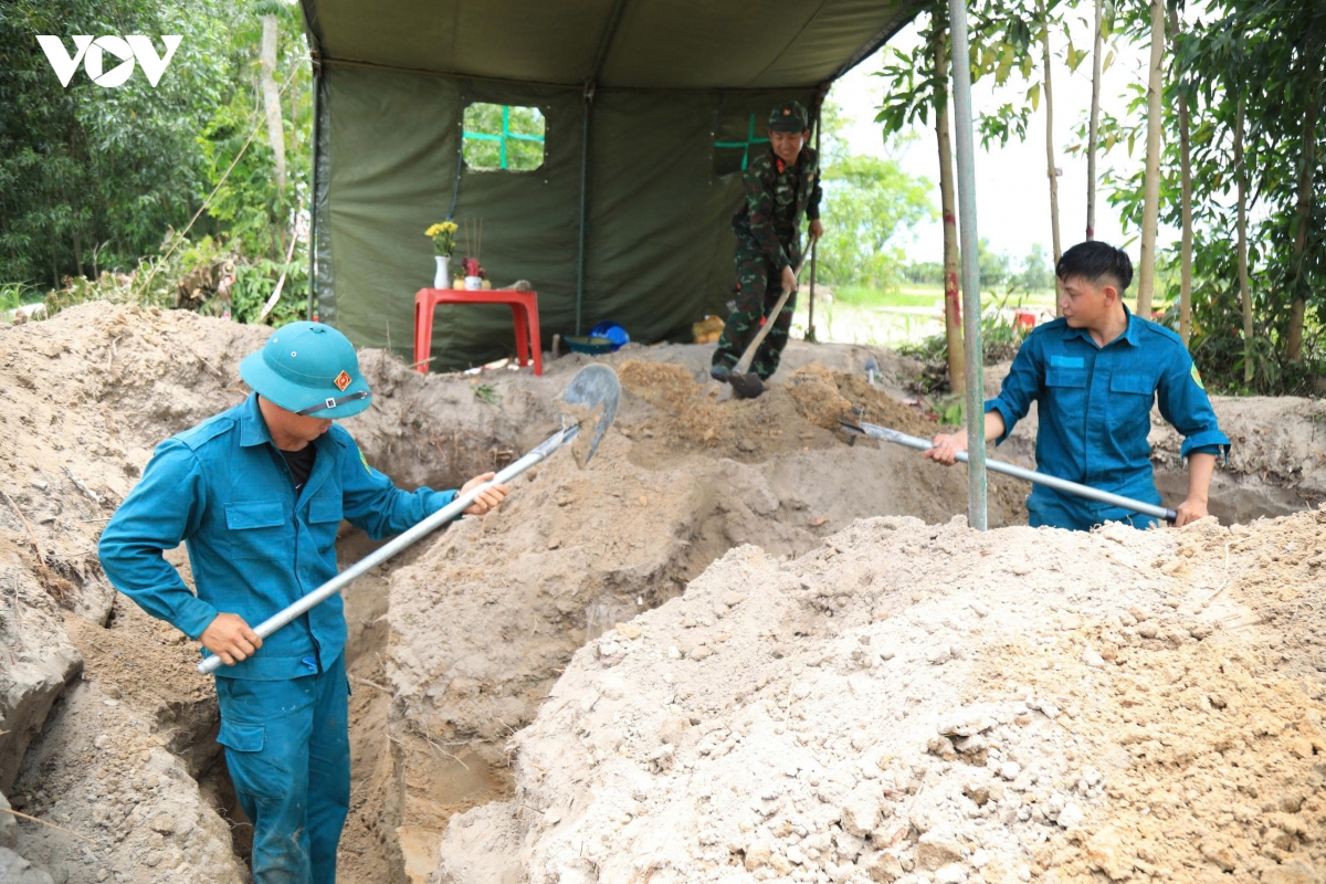 liet-si-03.jpg