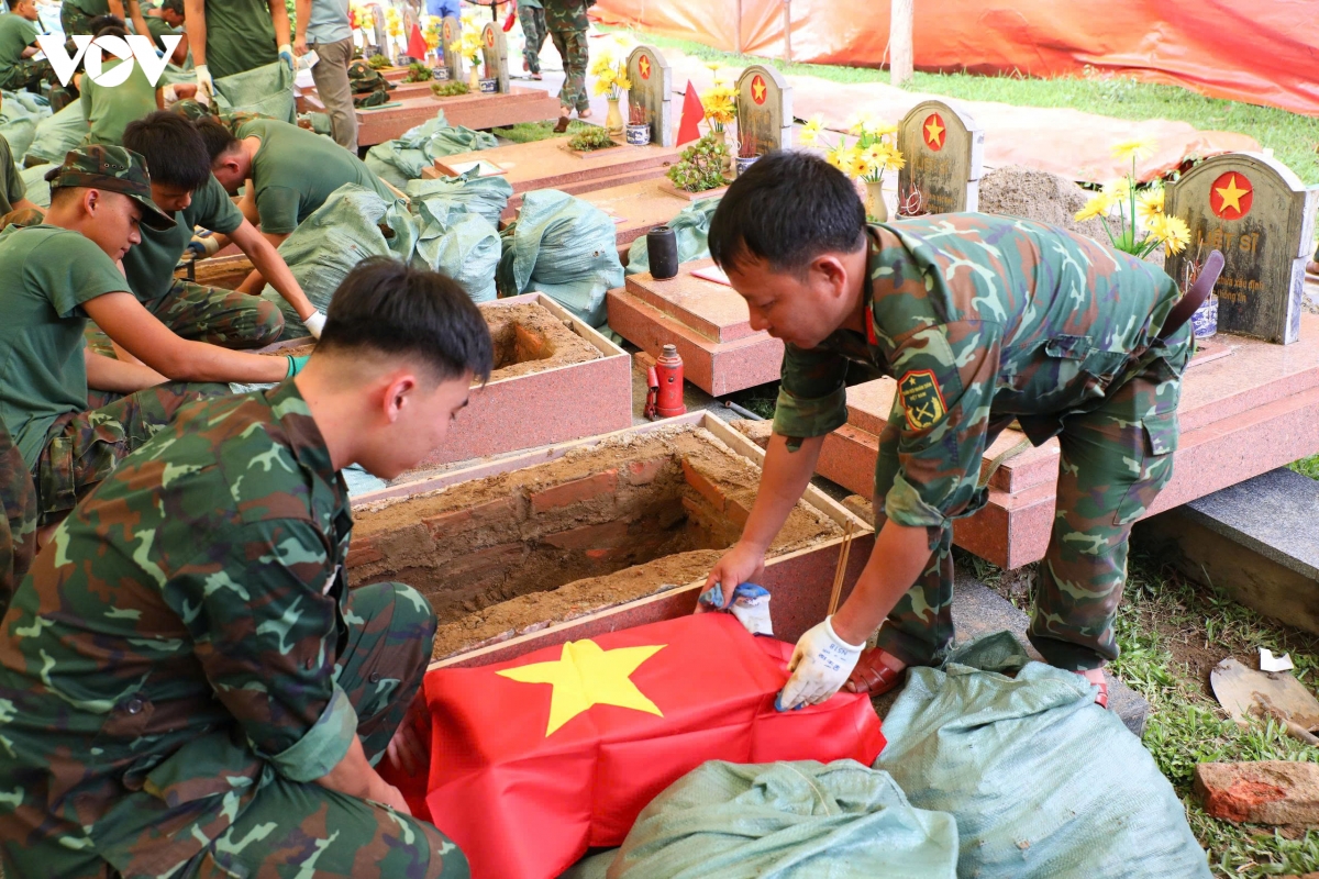 liet-si-1.jpg