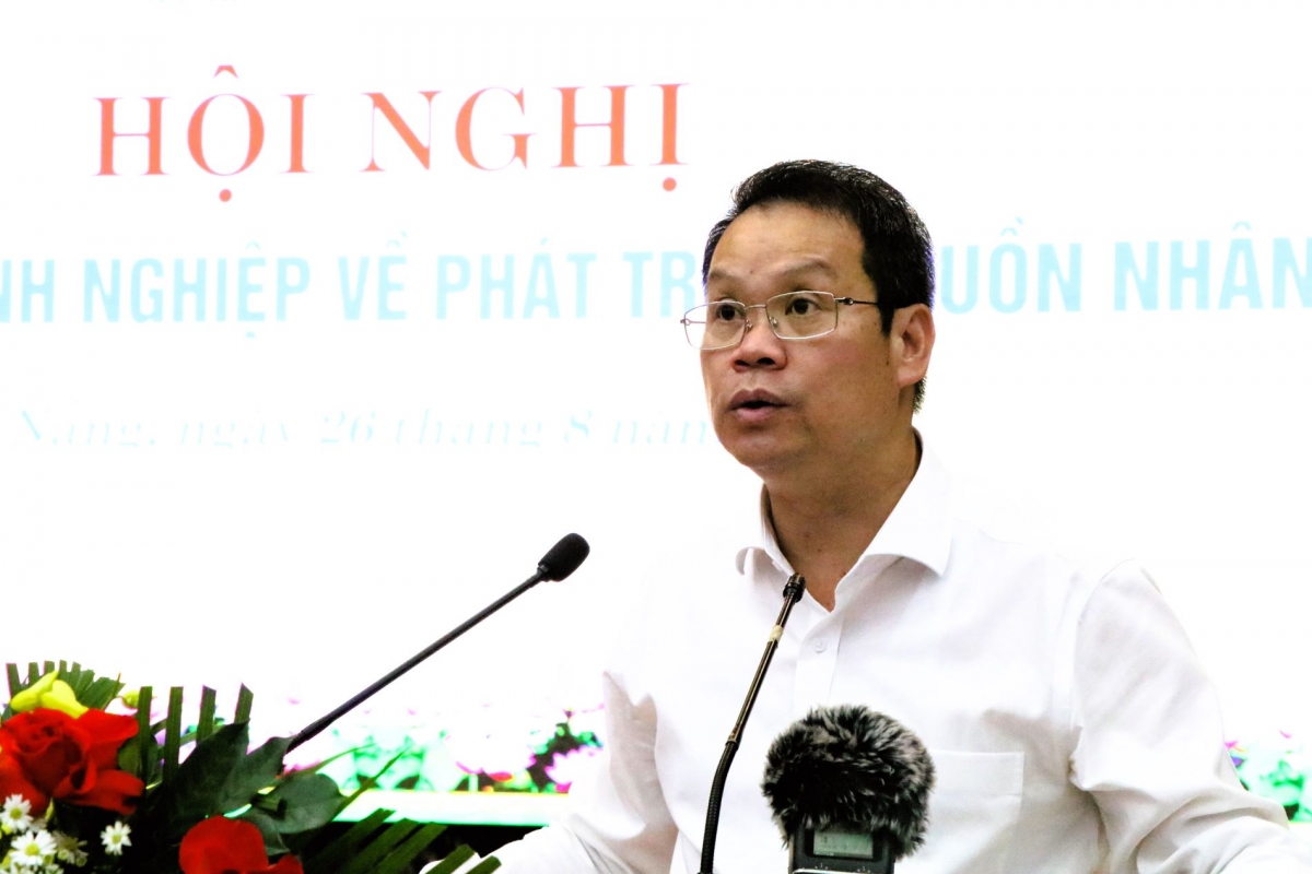 ong-nguyen-manh-hung-chu-tich-ubnd-thanh-pho-da-nang-phat-bieu-tai-hoi-nghi_1.jpg