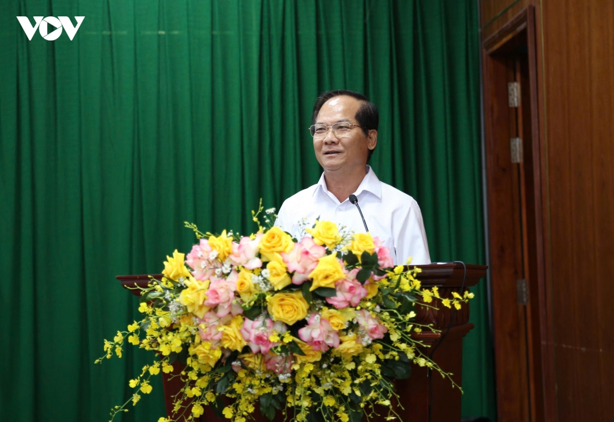 ong-tran-van-khuyen-pho-truong-ban-tuyen-giao-va-dan-van-thanh-uy-tphcm-phat-bieu-tai-hoi-thao.jpg