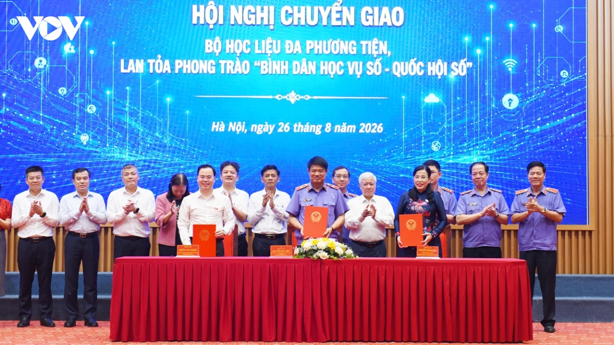phu_7215.jpg