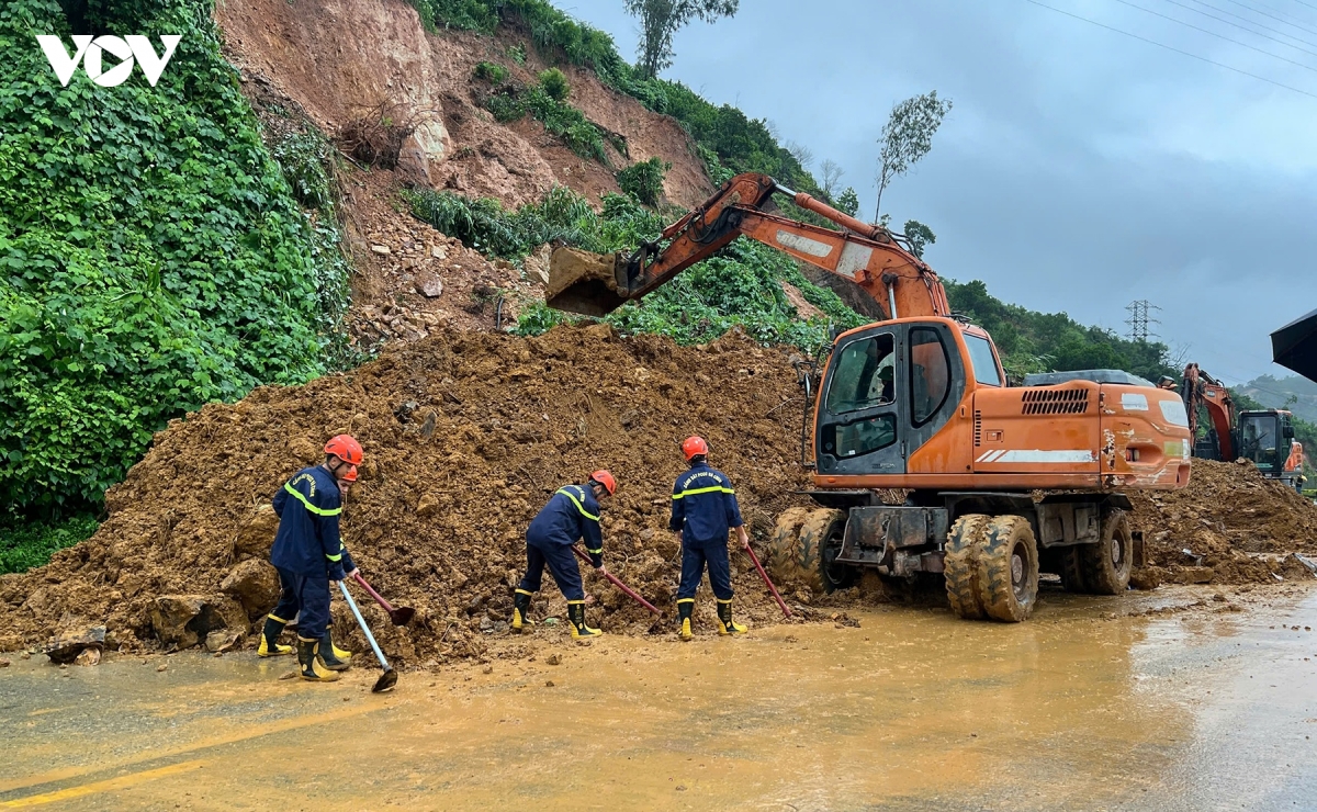 quang-ninh-bao-so-4_2.jpg